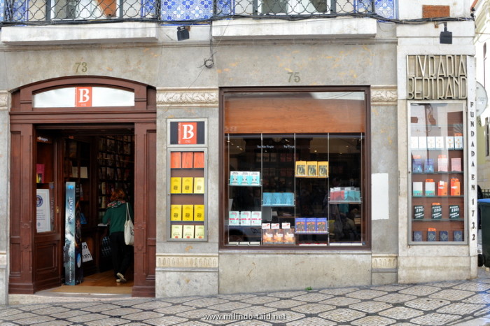 A look at the oldest operating bookstore in the world!